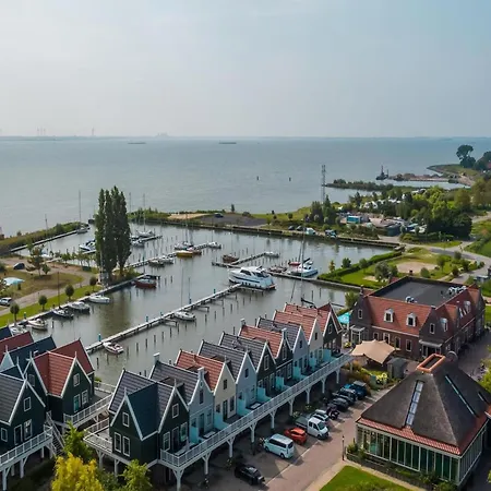 Markermeer Waterside Retreat * Uitdam